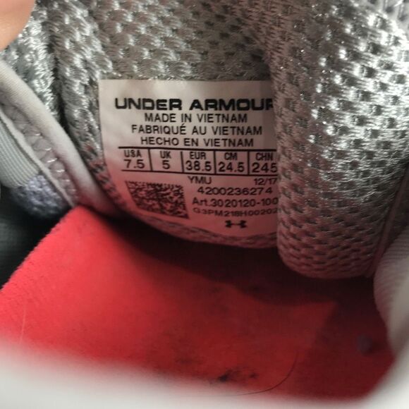 Under Armour Charged Bandit 3 Black/Gray Running Shoes 3020120-100 Women’s Size - Picture 11 of 12